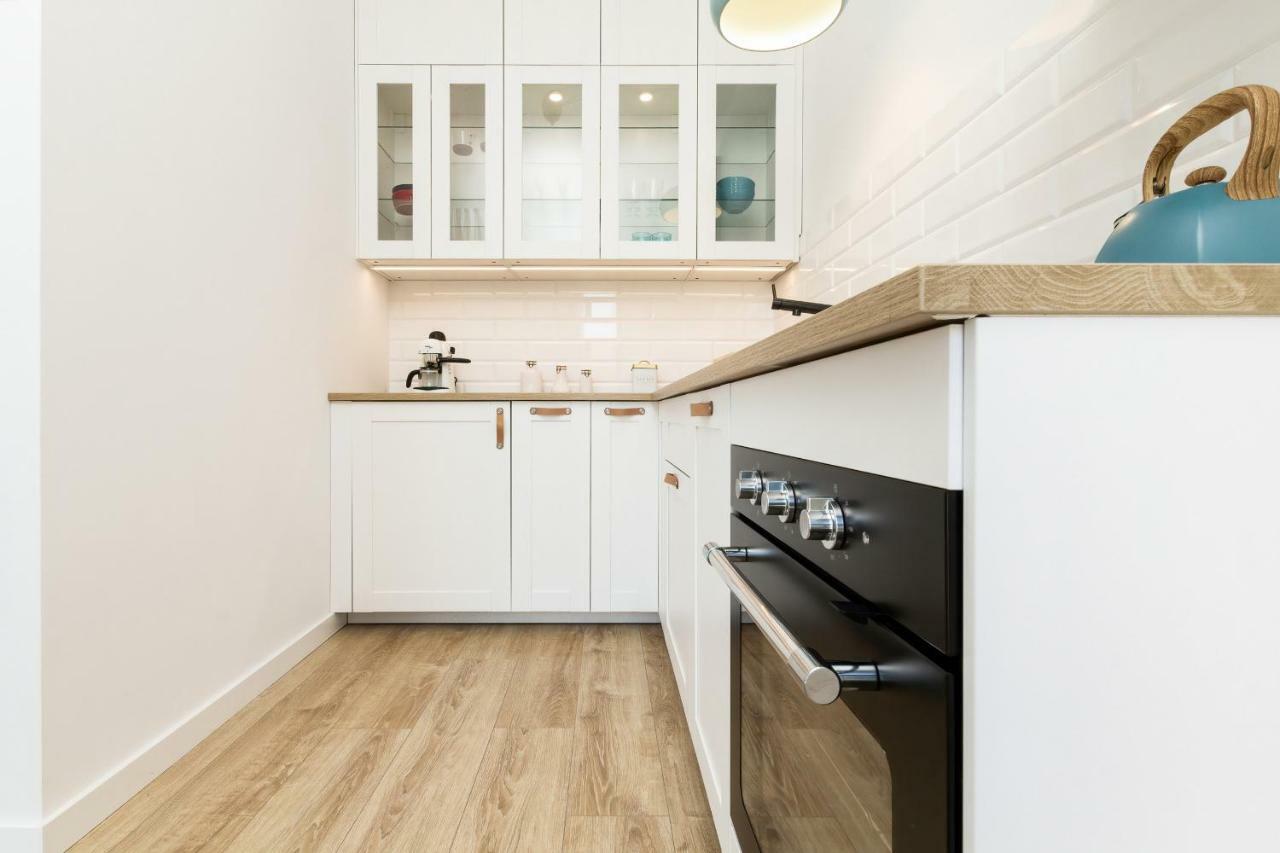 Apartments Zajezdnia Wrzeszcz Gdansk Grudziadzka By Noclegi Renters Esterno foto