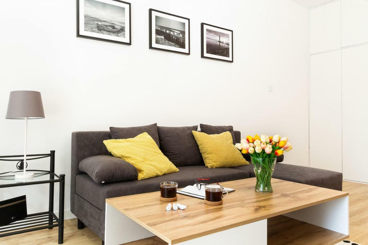 Apartments Zajezdnia Wrzeszcz Gdansk Grudziadzka By Noclegi Renters Esterno foto