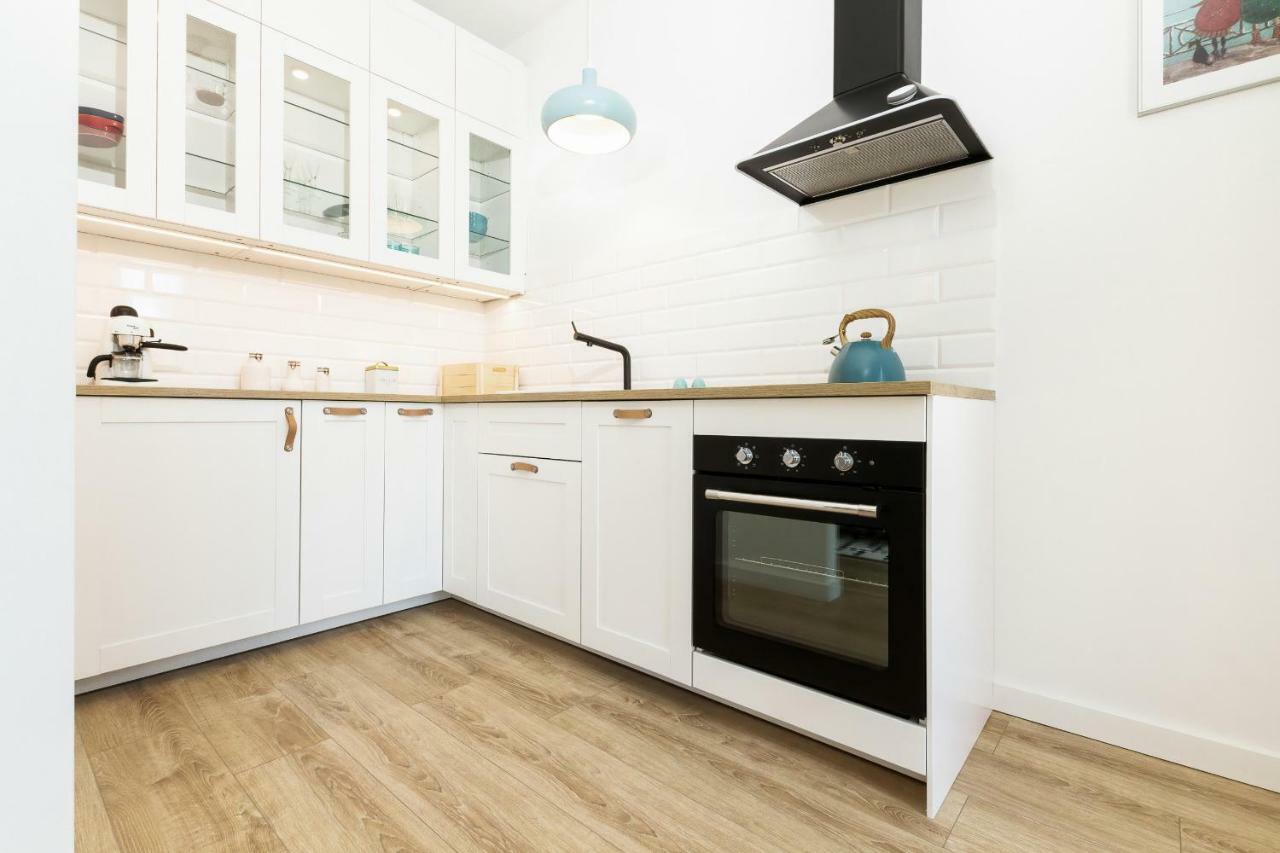 Apartments Zajezdnia Wrzeszcz Gdansk Grudziadzka By Noclegi Renters Esterno foto