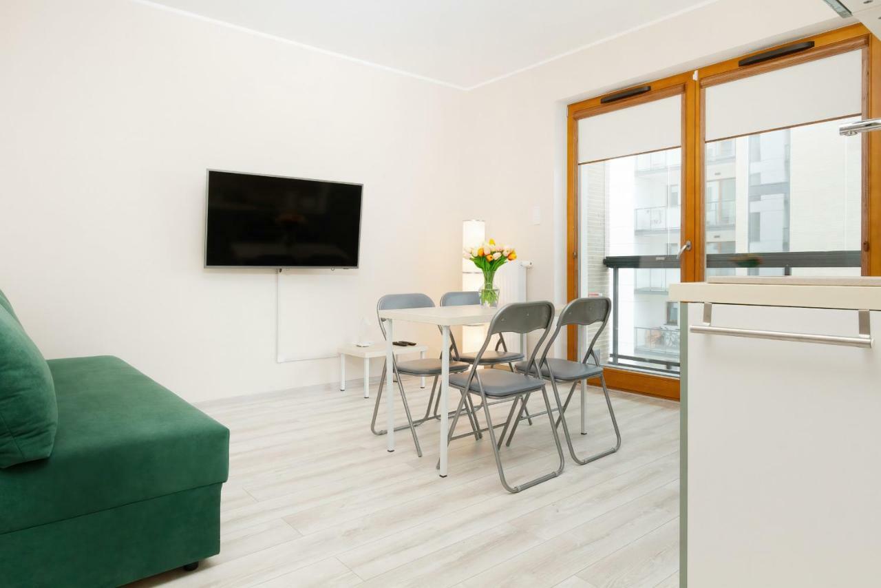 Apartments Zajezdnia Wrzeszcz Gdansk Grudziadzka By Noclegi Renters Esterno foto