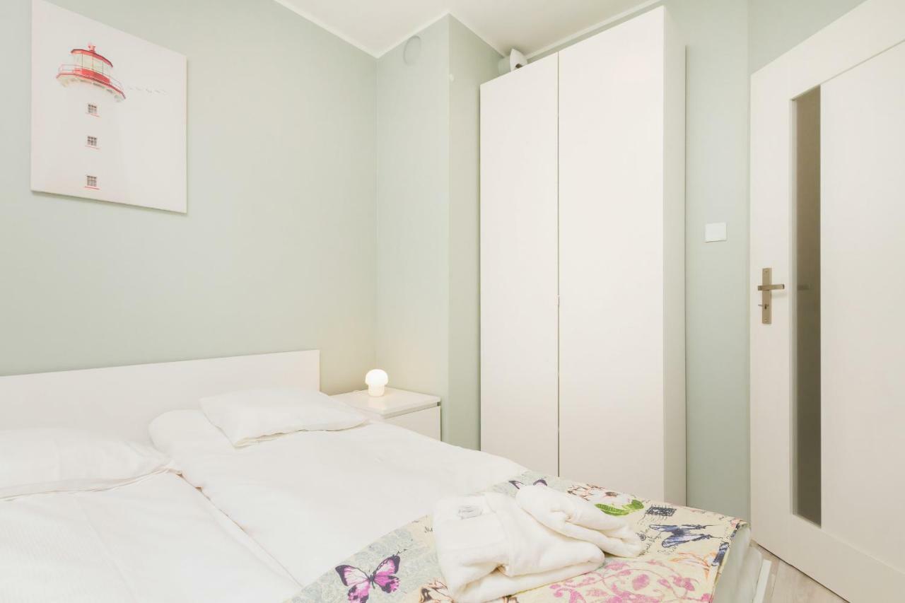 Apartments Zajezdnia Wrzeszcz Gdansk Grudziadzka By Noclegi Renters Esterno foto