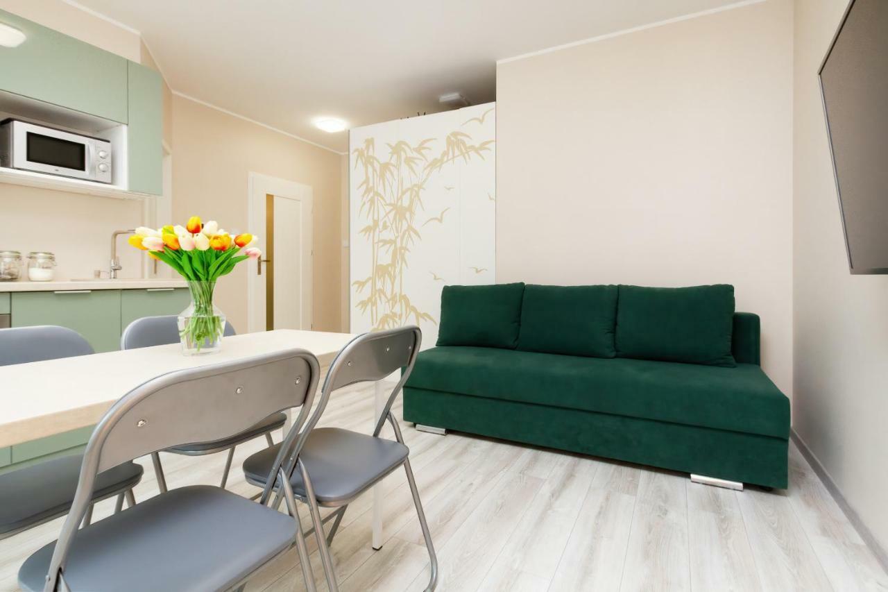 Apartments Zajezdnia Wrzeszcz Gdansk Grudziadzka By Noclegi Renters Esterno foto